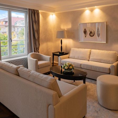 Hotel Bayerischer Hof Monaco di Baviera Esterno foto