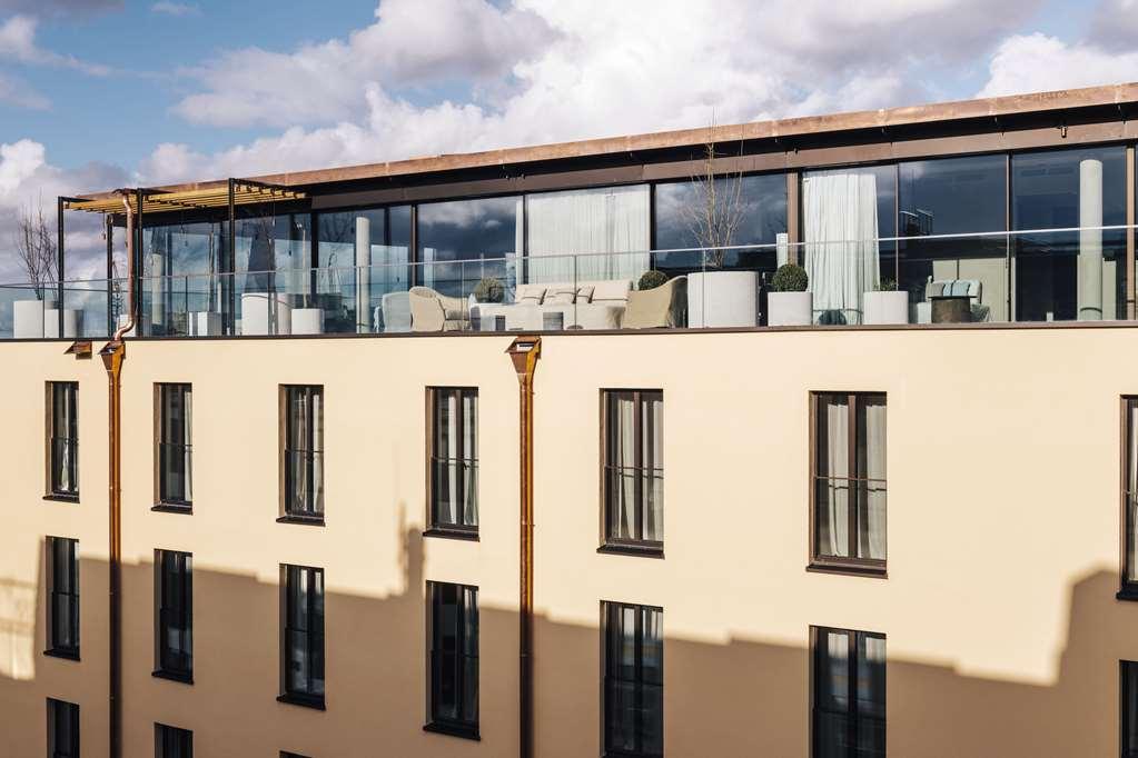 Hotel Bayerischer Hof Monaco di Baviera Esterno foto The rooftop of the hotel