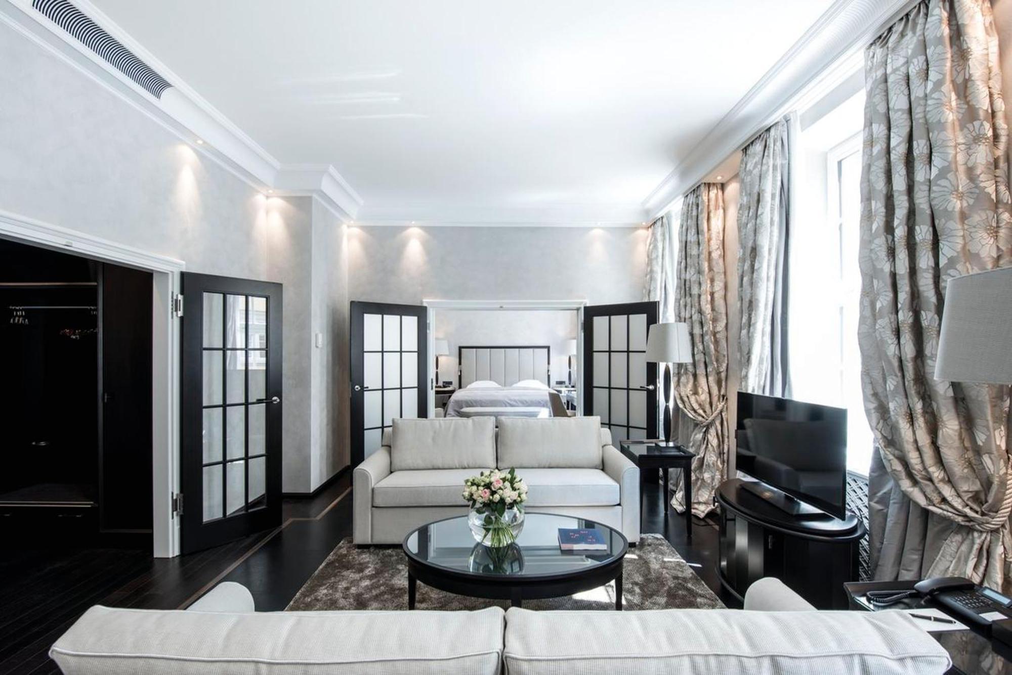 Hotel Bayerischer Hof Monaco di Baviera Esterno foto