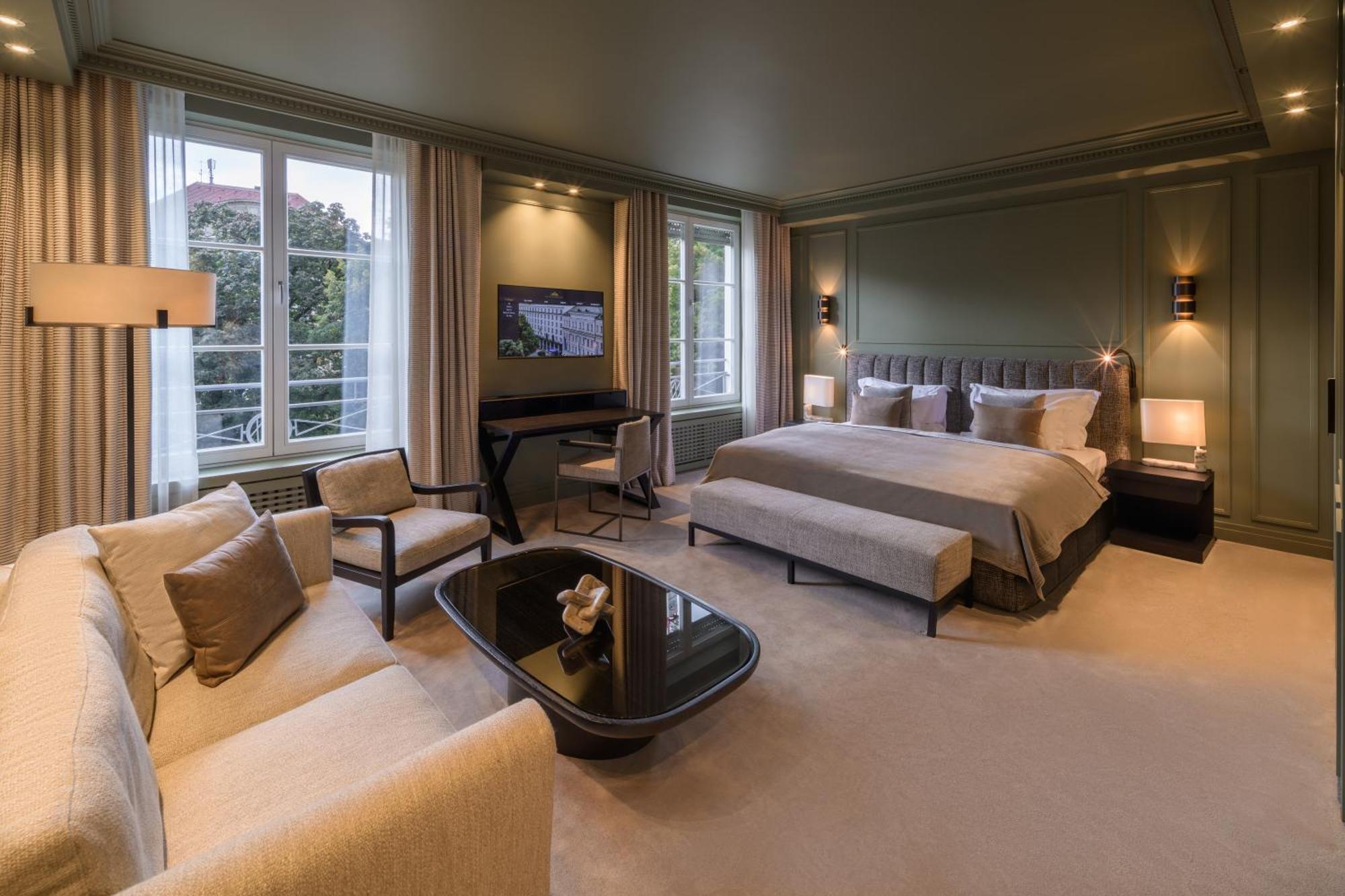 Hotel Bayerischer Hof Monaco di Baviera Esterno foto