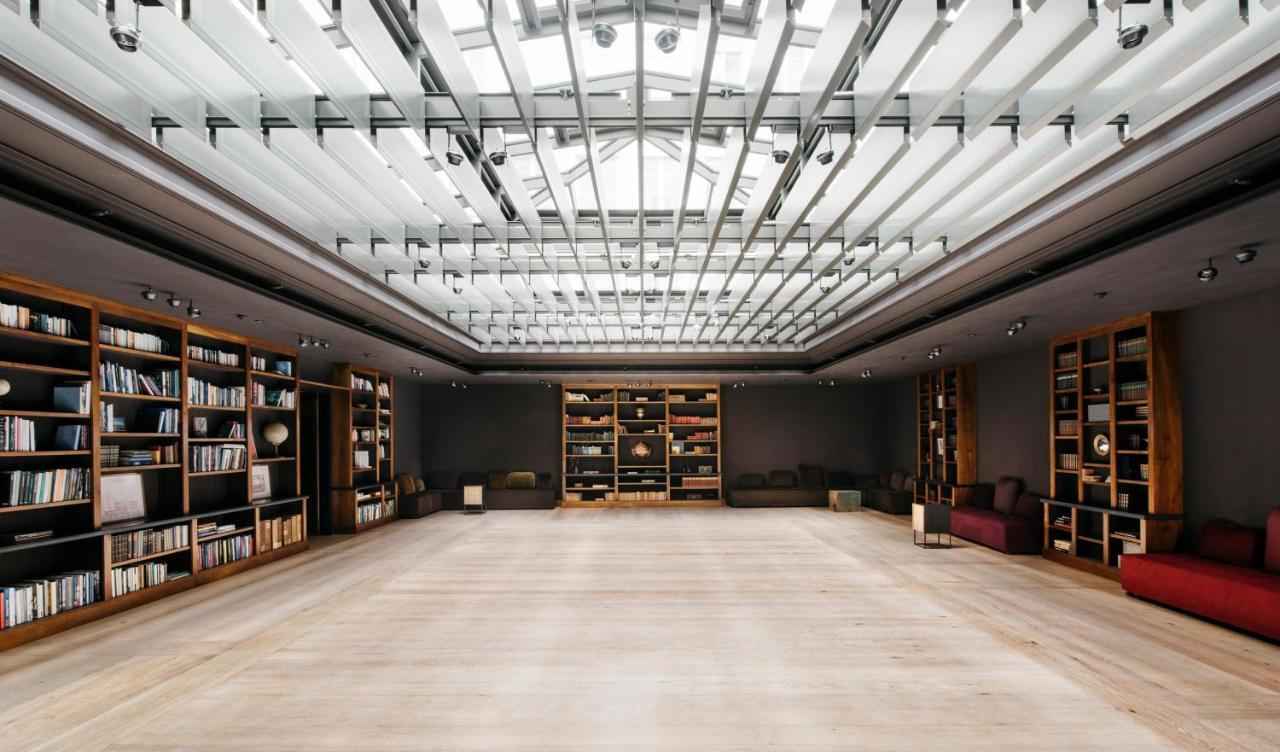 Hotel Bayerischer Hof Monaco di Baviera Esterno foto Library